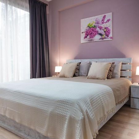 Gg Home - Cozy 2-Bedroom Apartment On Givi Kartozia Tbilisi Luaran gambar