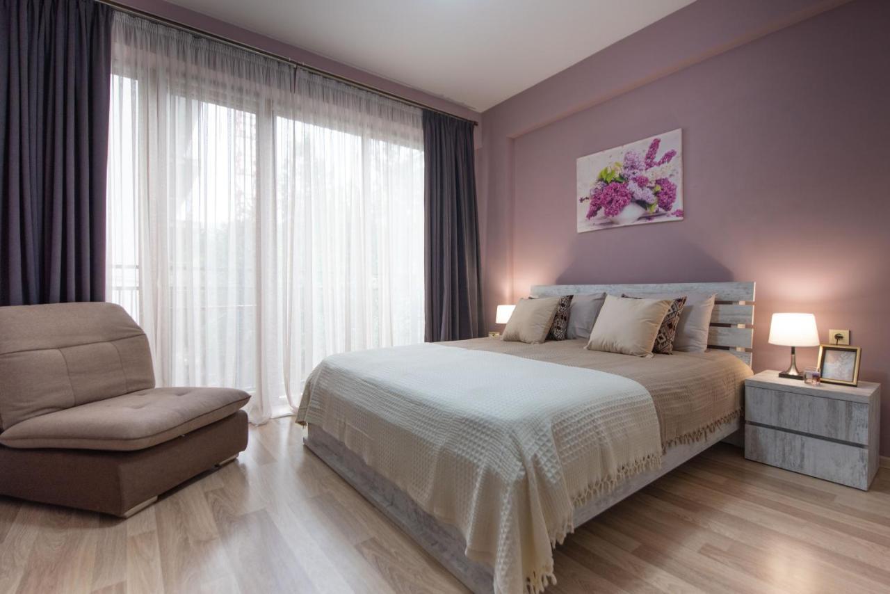 Gg Home - Cozy 2-Bedroom Apartment On Givi Kartozia Tbilisi Luaran gambar