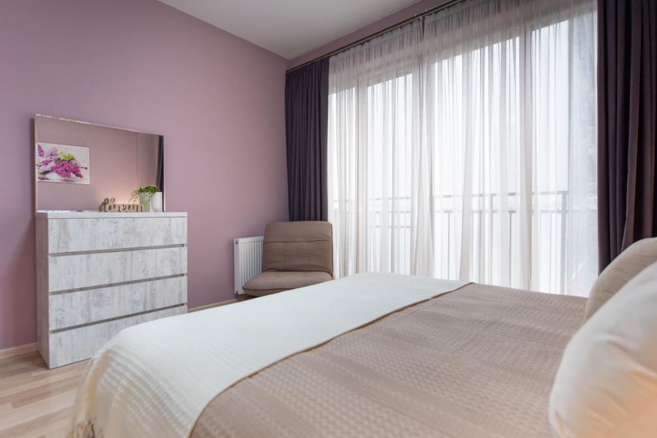 Gg Home - Cozy 2-Bedroom Apartment On Givi Kartozia Tbilisi Luaran gambar